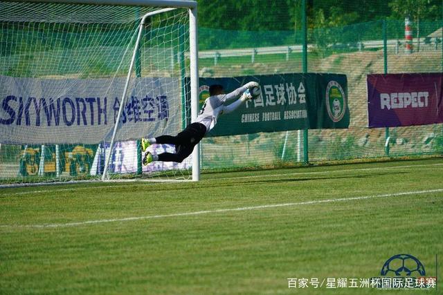 天空：曼联有意亚特兰大中场埃德森 冬窗尝试引进